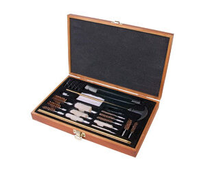 OUTERS 28PC .22+ CLNG KIT WOOD BOX