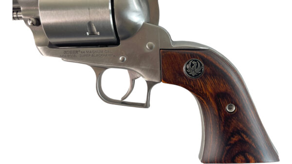 Ruger New Model Super Blackhawk 44Mag 10.5" 6rd Stainless - OG Case Hogue - Image 3