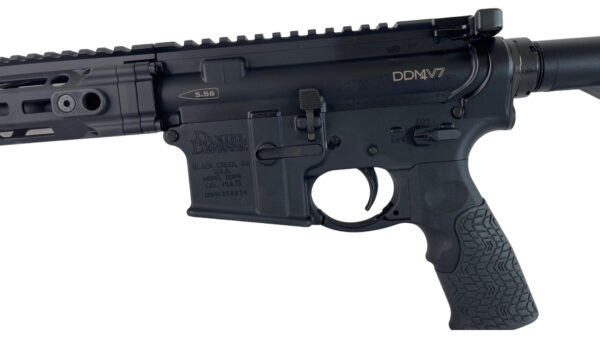 Daniel Defense DDM4 V7 556 16.5" 15" MLOK 32rd Black - OG Case Manual - Image 4