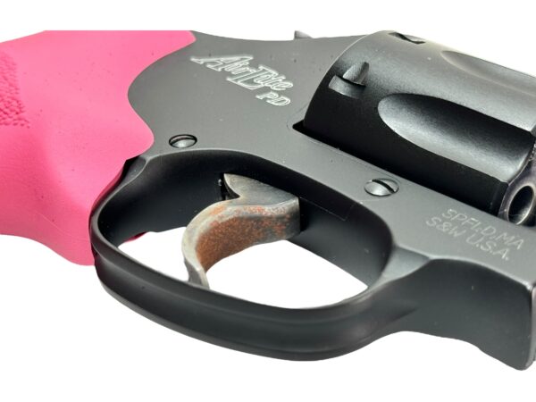Smith & Wesson 351PD Airlite PD 22WMR 1.87" 7rd w/ Pink Hogue - Image 6