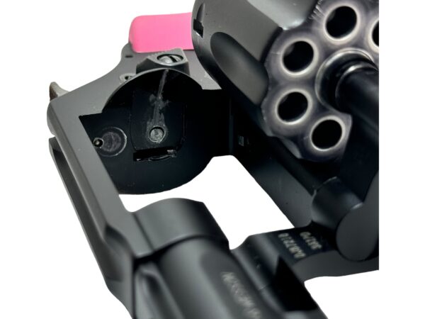 Smith & Wesson 351PD Airlite PD 22WMR 1.87" 7rd w/ Pink Hogue - Image 10