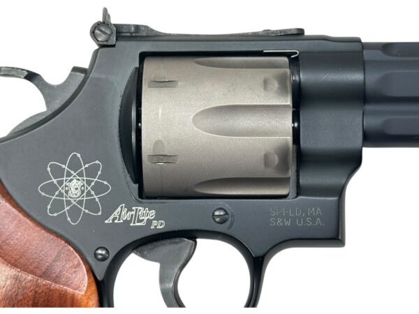 Smith & Wesson 329PD Scandium 44 Mag 4" 6rd - ADJ Sight - Image 5